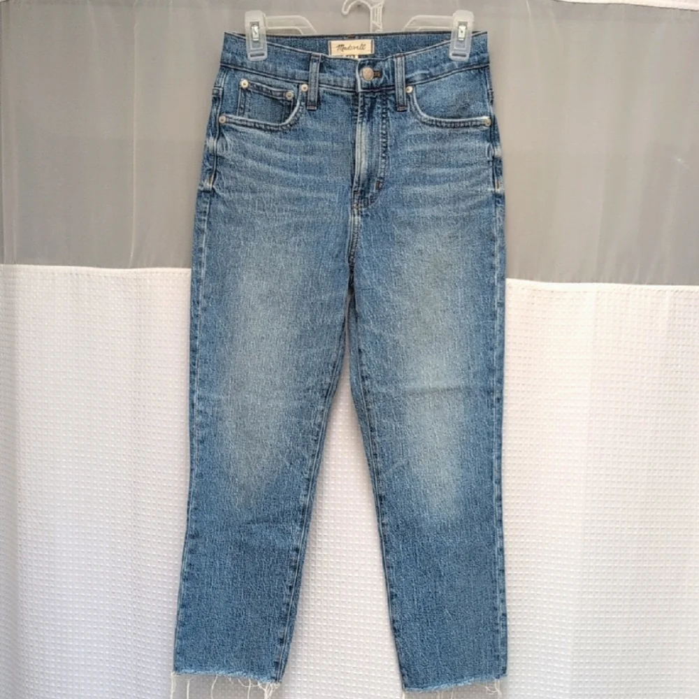 Madewell The Perfect Vintage Jeans Straight Leg Frayed Hem Size 25P - Picture 3 of 11